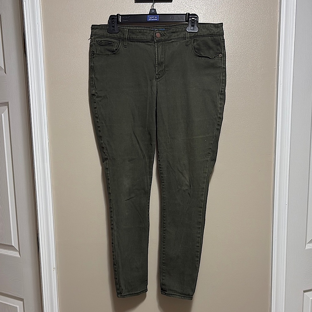 Women’s Olive Green Skinny Jeans